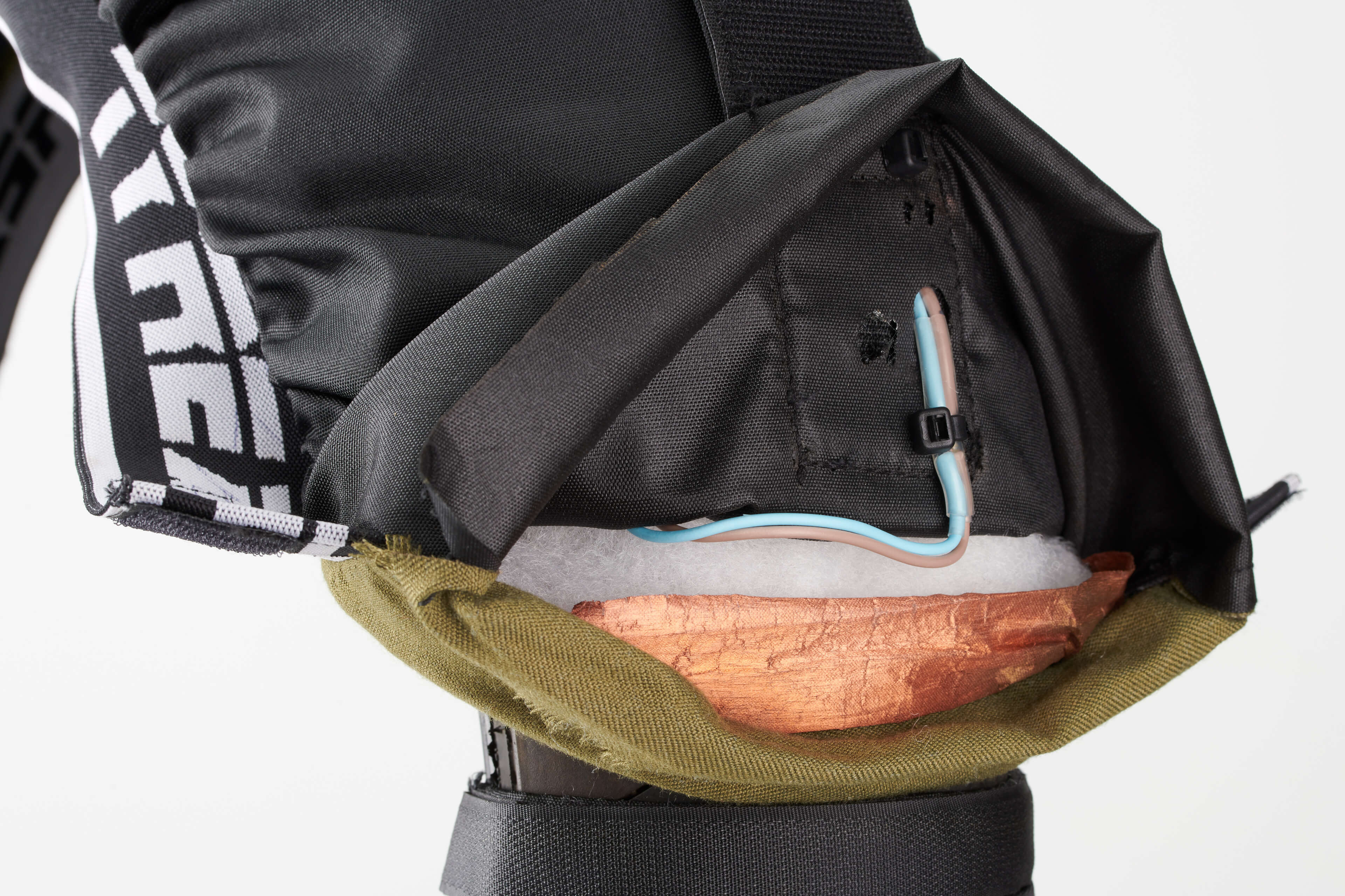 BM2060.jpg BM2060.jpg